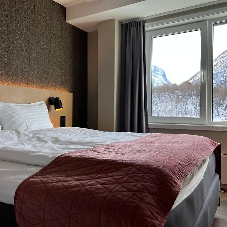 Frichs Ekspress Andalsnes Hotel Exterior photo