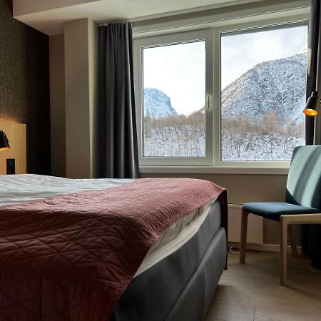 Frichs Ekspress Andalsnes Hotel Exterior photo